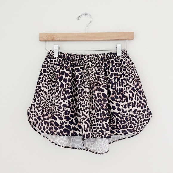 NEW Van Winkle & Co. Cheetah Print Sleep PJ Shorts - Picture 2 of 6